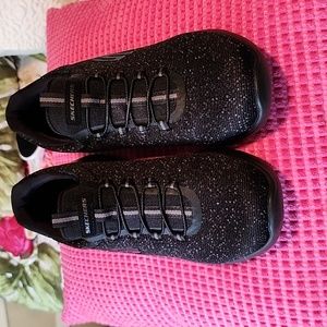 Skechers sneakers
